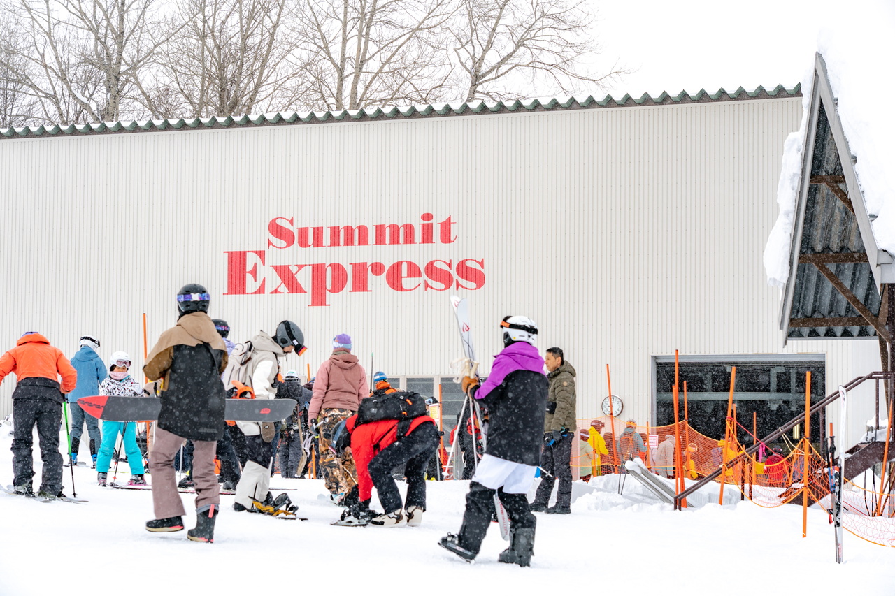 2026【4FRNT GUERRILLA RIDE EVENT】｜アメリカからやってきたゲストライダーたちが、サッポロテイネを滑る、飛ぶ！！